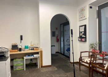 Ingresso - Ufficio via Carlo Cattaneo, 6, Gavirate - foto 26