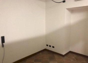 Ripostiglio - Ufficio via Carlo Cattaneo, 6, Gavirate - foto 19