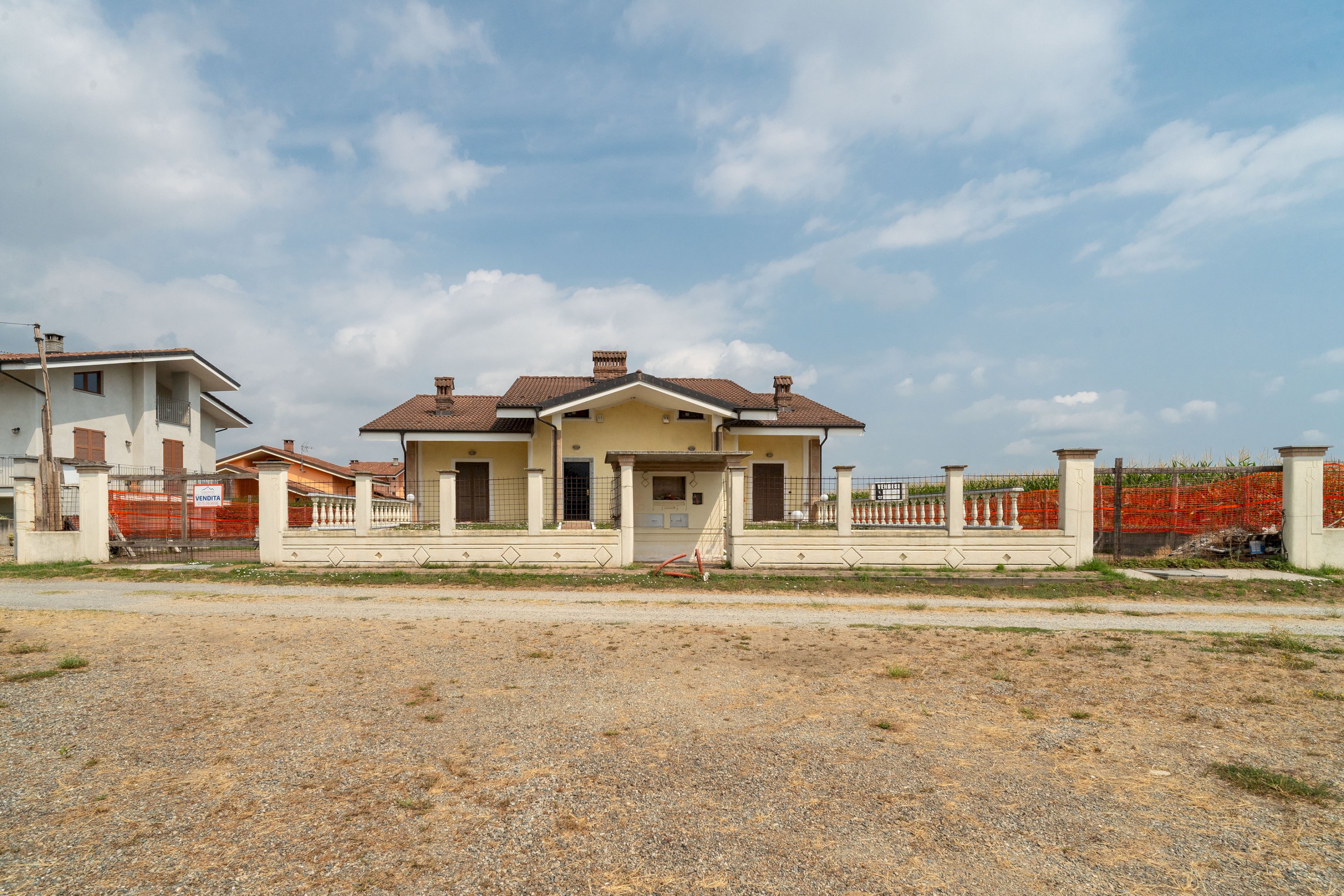 Casa semi indipendente Via Cuneo, SNC, Barge - foto 2