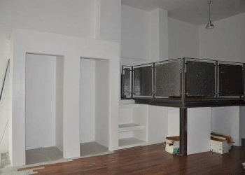 Negozio via Gian Pietro Puricelli, 3, Gallarate - foto 8