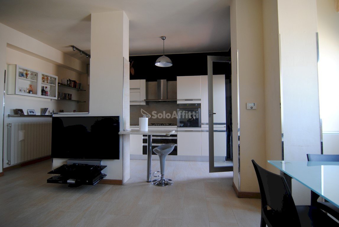 SOGGIORNO - Quadrilocale Livorno - foto 1