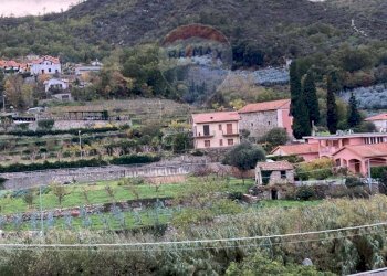 Trilocale Boragni, Tovo San Giacomo, Tovo San Giacomo - foto 1