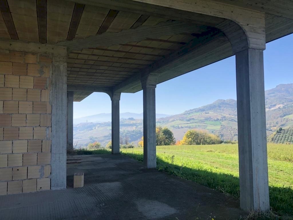 02 CASTIGNANO - BIFAMILIARE AL GREZZO CON VISTA P - Casa indipendente Castignano - foto 3