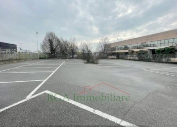 piazzale - Capannone piazzale Aviatori d'Italia, 6, Orio al Serio - foto 4