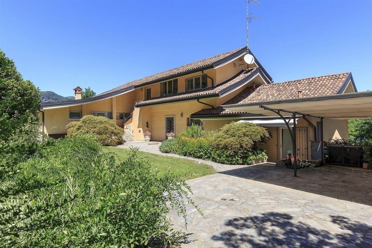 Lussuosa villa in vendita a Meina - esterno  - Villa Meina - foto 2