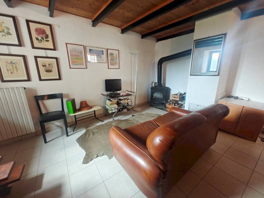 soggiorno 1° piano - Casa semi indipendente Borgata Chialme, 23, Perosa Argentina - foto 2