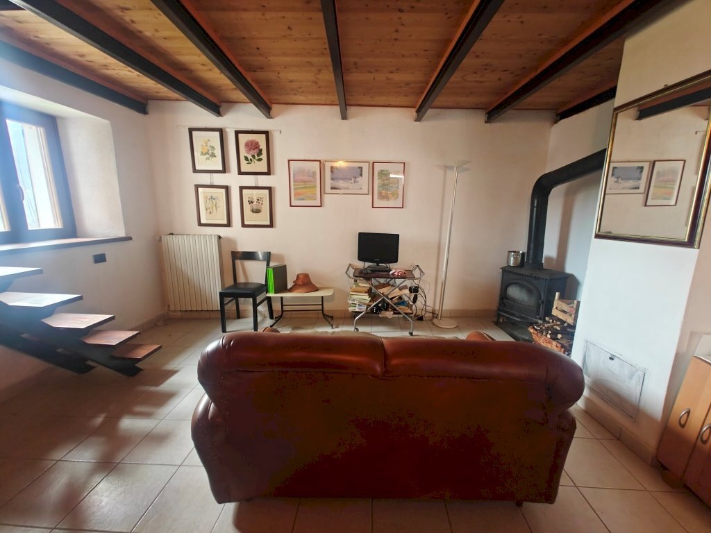 soggiorno 1° piano - Casa semi indipendente Borgata Chialme, 23, Perosa Argentina - foto 3