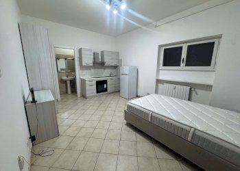 camera - One-room apartment via Ronciglione, Roma - photo 2