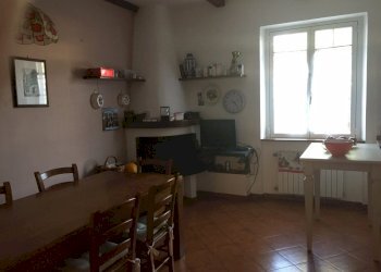 29.jpg - Villa Via XXV Aprile, Castelnuovo Magra - foto 3