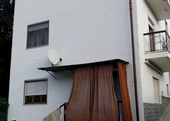 facciata - Quadrilocale via Pavarolo, Baldissero Torinese - foto 18