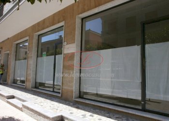 Affittasi centralissimo locale commerciale - Locale Commerciale Via Milano 31, Diano Marina - foto 1