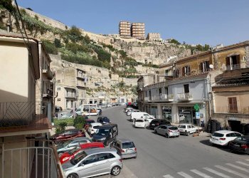 20221207_105220_compress62.jpg - Porzione di casa VIA MARCHESE TEDESCHI, Modica - foto 1