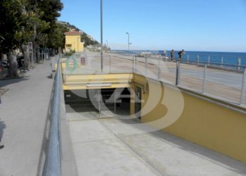 Rampa di accesso.png - Box Via XX Settembre, Ospedaletti - foto 1