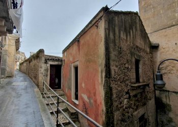 20221210_092448_compress58.jpg - Villa Modica - foto 1