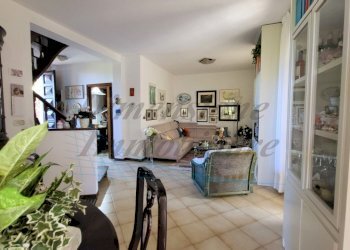 20220804_120804.jpg - Villa Via Lago D'Iseo, Rosignano Marittimo - foto 20