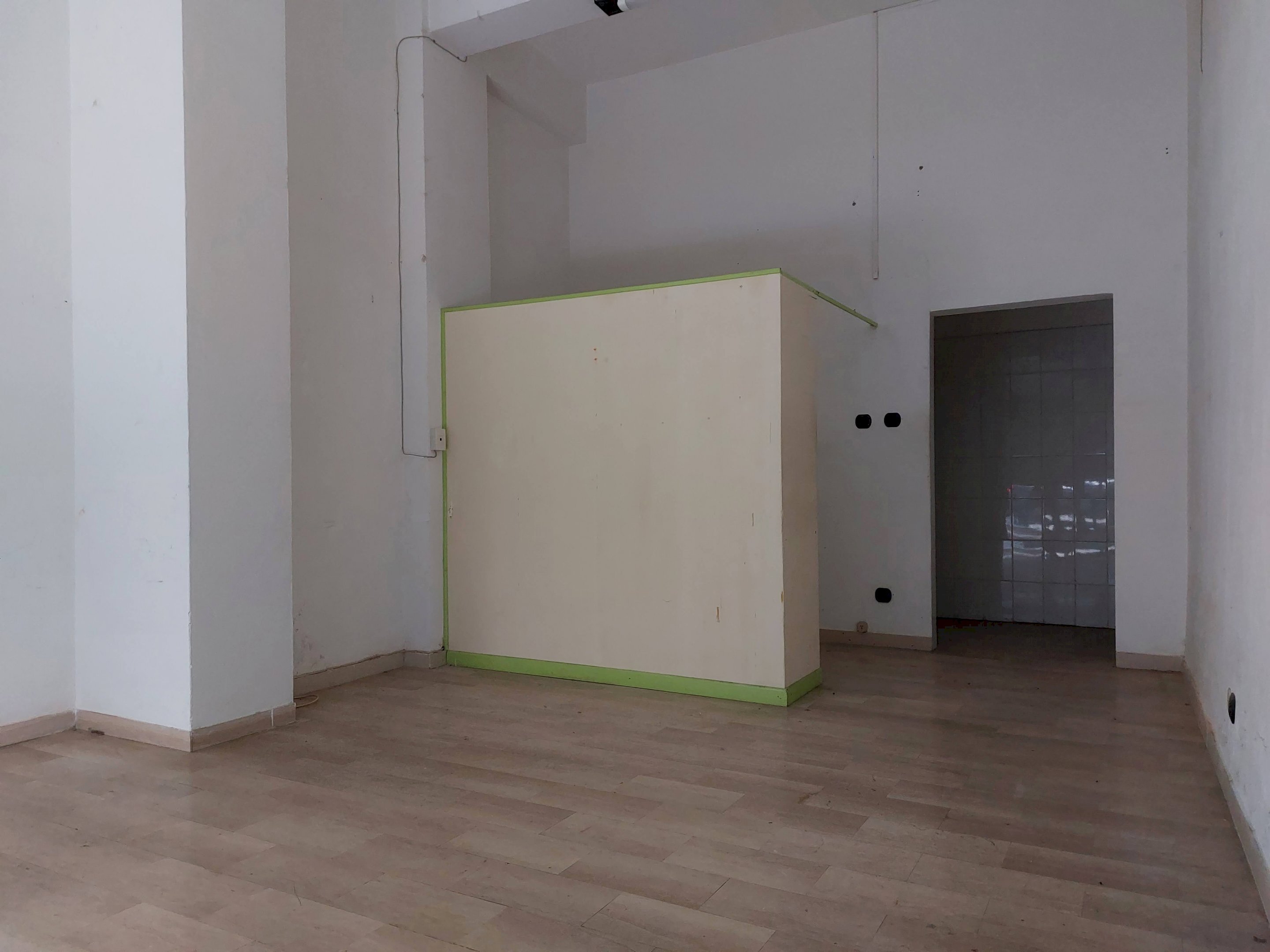 interno - Shop via Felice Orsini, 23, Imola - photo 1