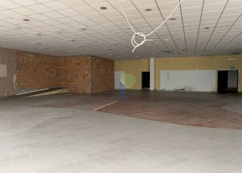 sala espositiva - Commercial Premises Via dei Materassai 13, Livorno - photo 5