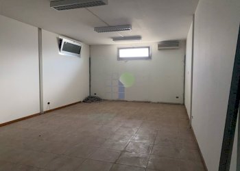 magazzino - Commercial Premises Via dei Materassai 13, Livorno - photo 19