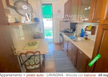 Cucina con balcone - Bilocale Lavagna - foto 6