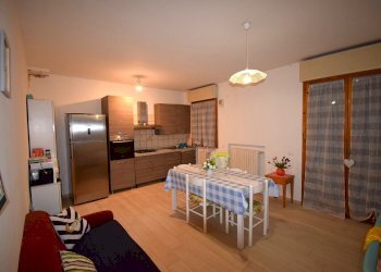 Villa a Schiera Russi - foto 3