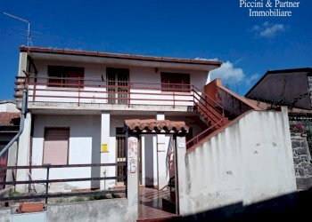 1.jpg - Villa Via Dante  11, Abbasanta - foto 1