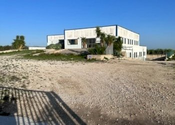 IMG_5958.jpg - Capannone Via Sorda Sampieri 268, Modica - foto 9