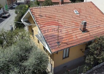 Casa indipendente via San Rocco, 29 
 Grugliasco, Grugliasco - foto 1