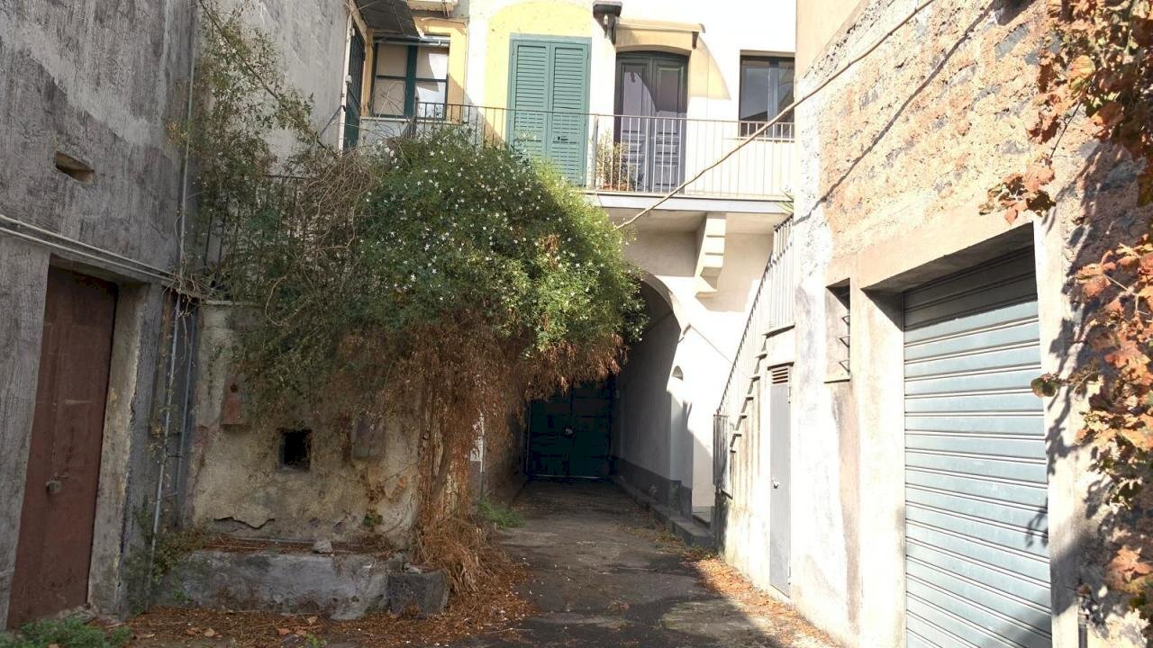 WhatsApp Image 2025-06-14 at 11.42.18 (2).jpeg - Independent house San Giovanni la Punta - photo 2