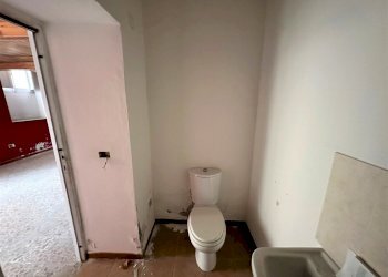 WhatsApp Image 2022-12-21 at 18.35.56.jpeg - Locale Commerciale Sassari - foto 15