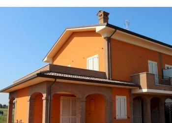 Dimensioni personalizzate 1080x1080 px.jpeg - Porzione di casa via Confine di San Giorgio  510, Cesena - foto 1