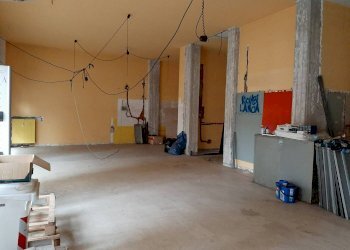 Interno locale - Negozio via Giovanni Amendola, 62, Acqui Terme - foto 4