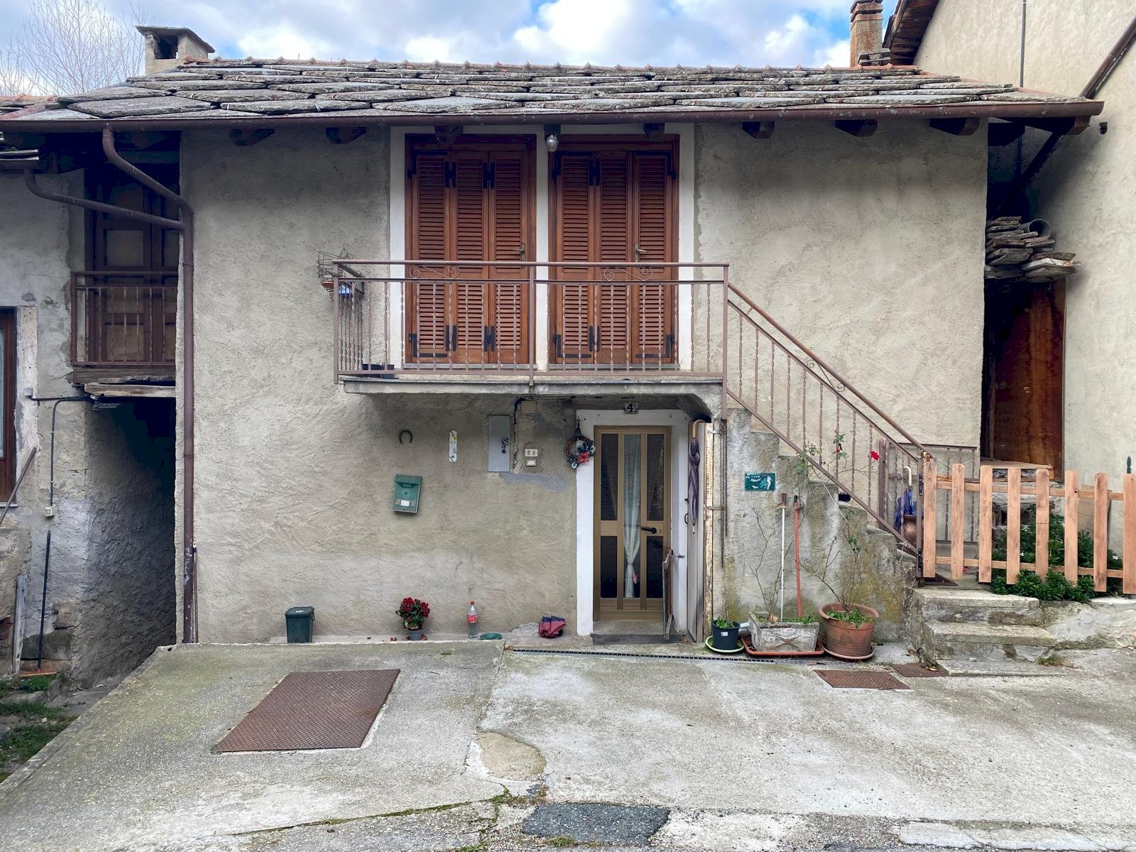 FACCIATA DAVANTI - Casa semi indipendente Borgata Rio Agrevo, 4, Perosa Argentina - foto 1