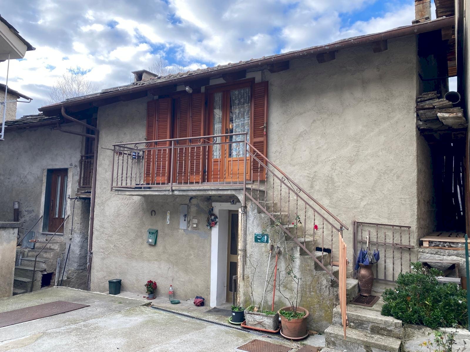 FACCIATA DAVANTI - Casa semi indipendente Borgata Rio Agrevo, 4, Perosa Argentina - foto 2