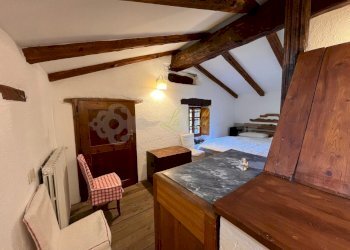 AFFITTO COURMAYEUR: camera matrimoniale - Baita Courmayeur - foto 22