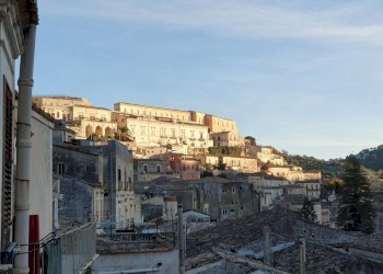 21.jpg - Casa semi indipendente Modica - foto 9