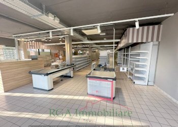 negozio ufficio - Negozio via Giuseppe Verdi, 7, Lallio - foto 5