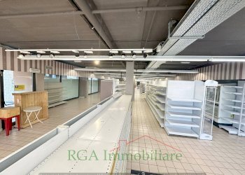 negozio ufficio - Negozio via Giuseppe Verdi, 7, Lallio - foto 6