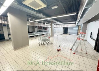 negozio ufficio - Negozio via Giuseppe Verdi, 7, Lallio - foto 7