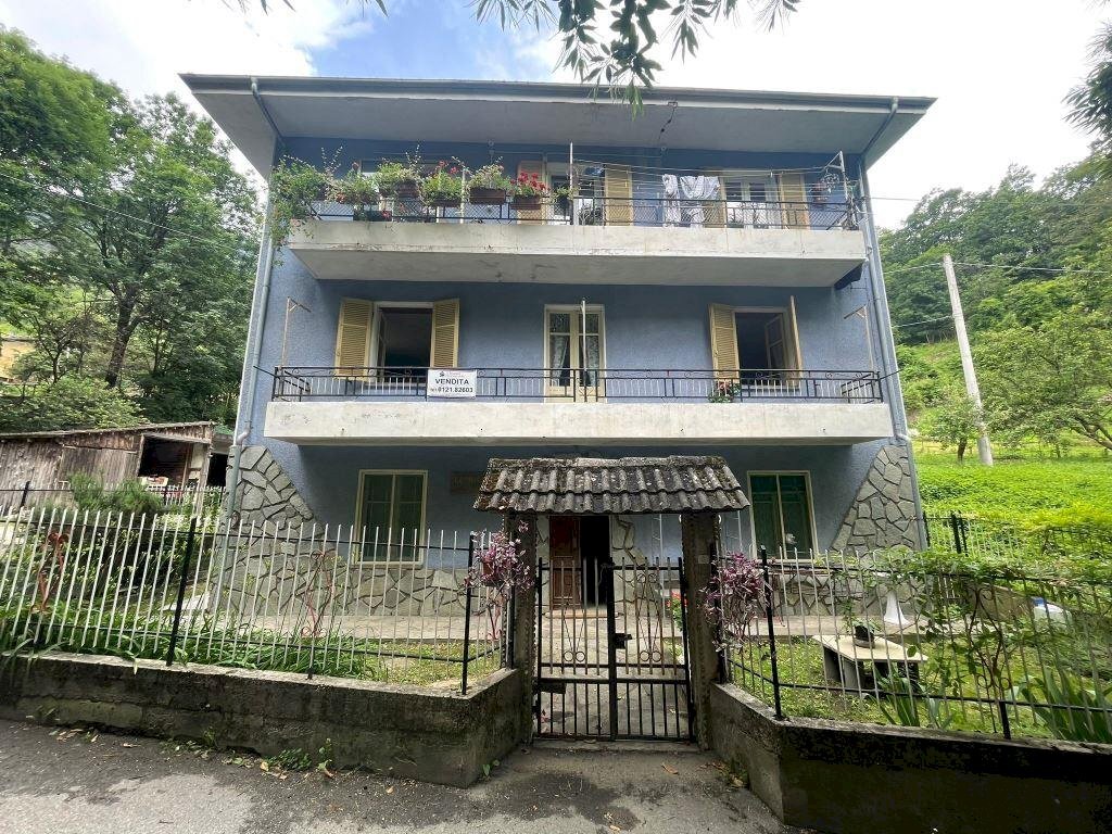 Four-room apartment Borgata Micol, 16, Perosa Argentina - photo 1