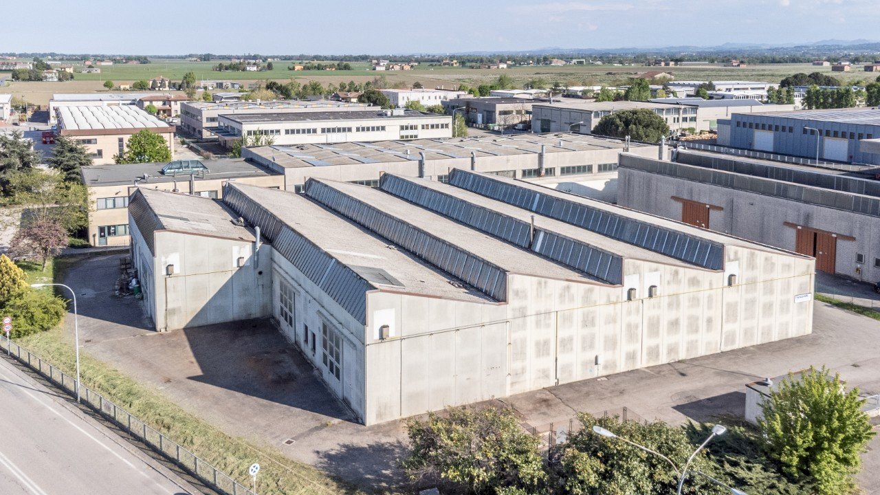 Capannone Castel Guelfo di Bologna - foto 1