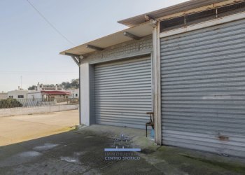 1483.jpg - Commercial Premises Contrada Madonna della Grata, Ostuni - photo 2