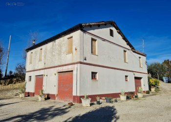Rustic Contrada Case Rosse, Ripatransone - photo 8