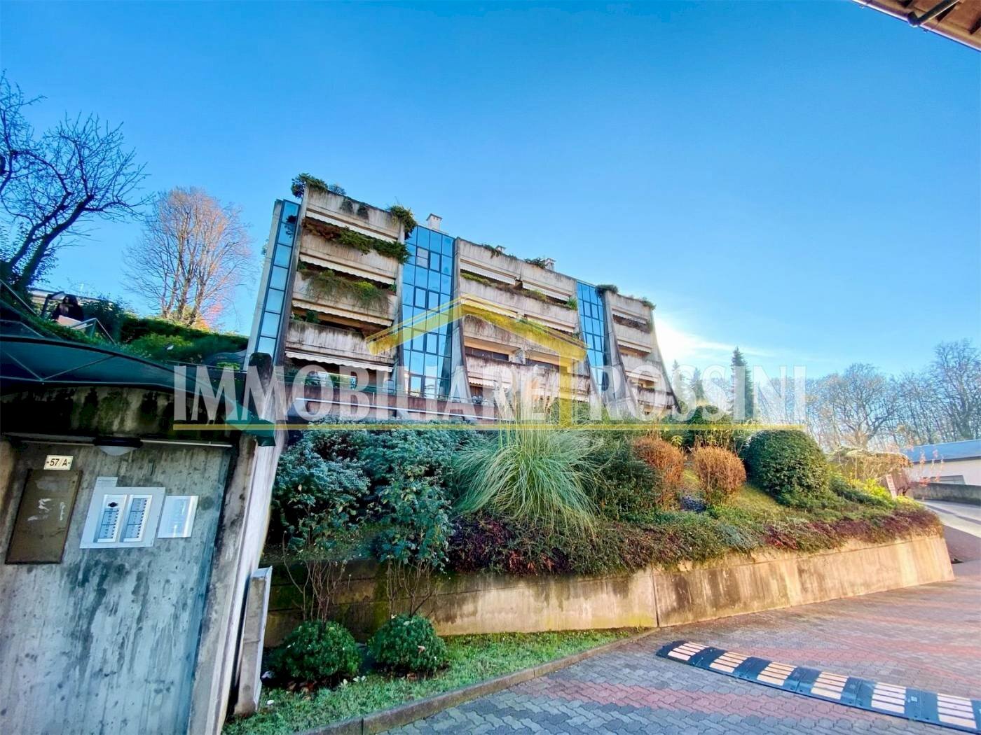 Zona - Two-room apartment via Leopoldo Gasparotto, 57, Varese - photo 2