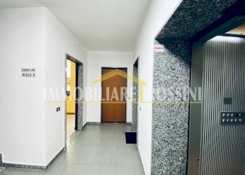 Ufficio - Bilocale via Leopoldo Gasparotto, 57, Varese - foto 6