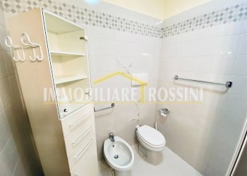 Bagno - Bilocale via Leopoldo Gasparotto, 57, Varese - foto 18