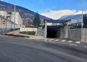 Box Corso Saint-Martin-de-Corleans, Aosta - foto 11