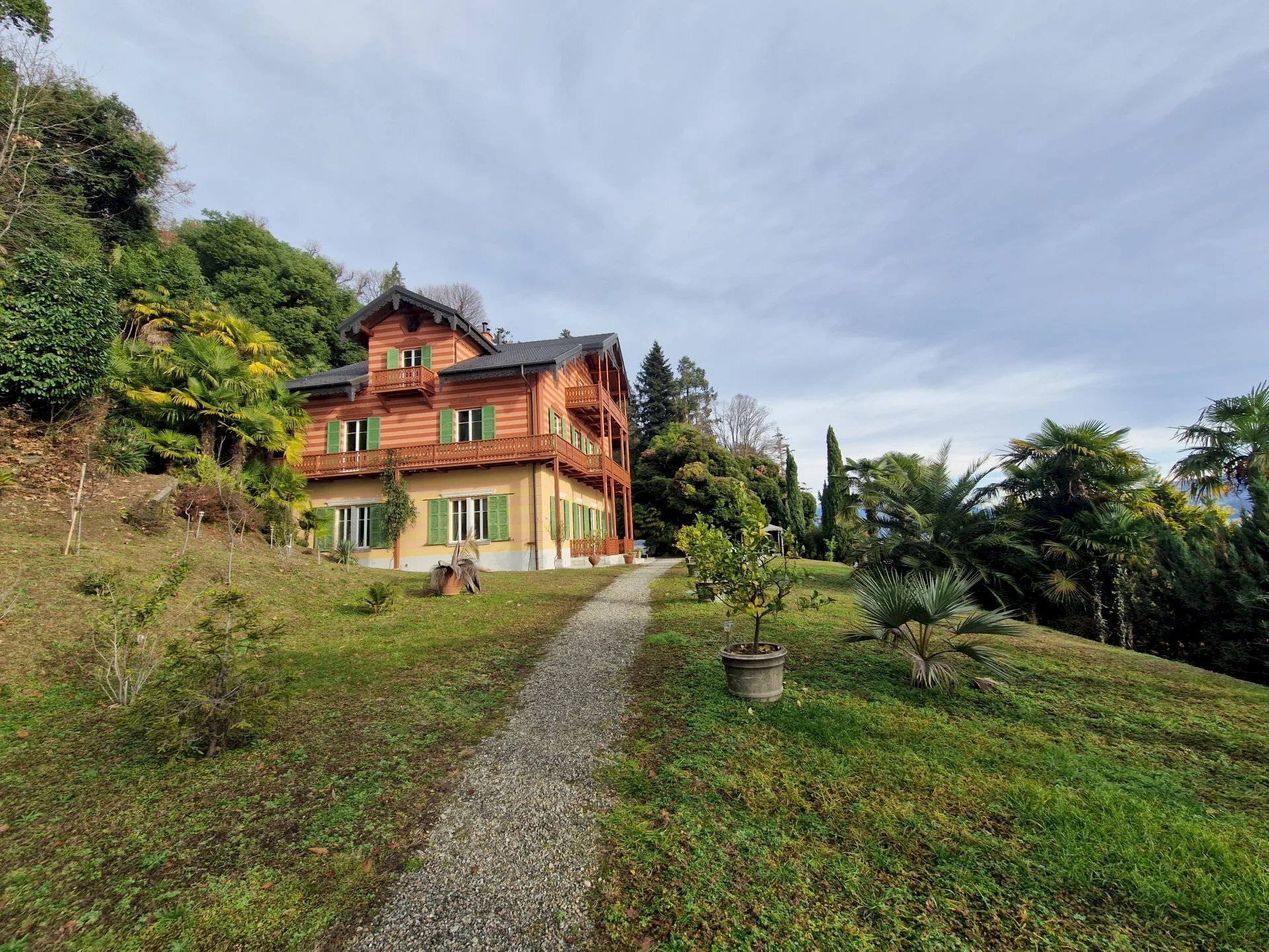 Villa Ghiffa - foto 1