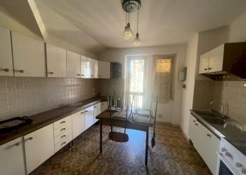 Cucina - Appartamento via Gutermann, 21, Perosa Argentina - foto 1