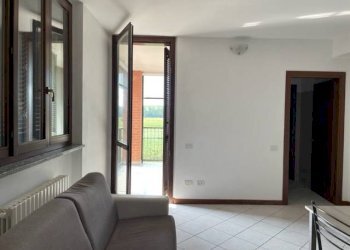 zona giorno/notte - Monolocale via per Cascina Centenara, 43, Lacchiarella - foto 2