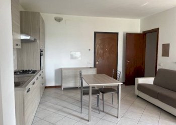 zona giorno/notte - Monolocale via per Cascina Centenara, 43, Lacchiarella - foto 7